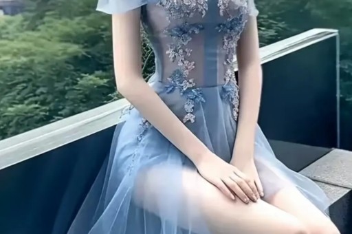 杨紫7月7日外网活动引发争议！网友批评其敏感度不足迪丽热巴受牵连